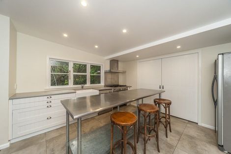 Photo of property in 196 Townsend Road, Miramar, Wellington, 6022