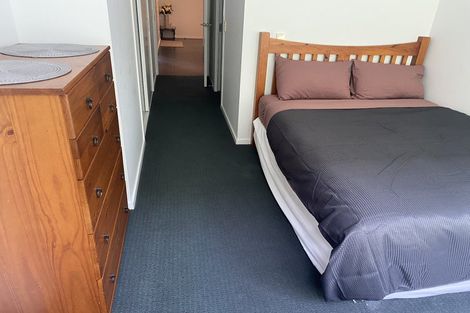 Photo of property in 22 Liardet Apartments, 22 Liardet Street, New Plymouth, 4310