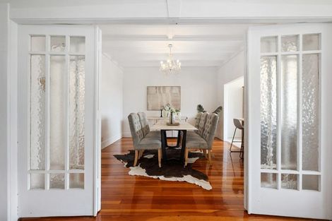 Photo of property in 1/317 Lake Road, Hauraki, Auckland, 0622