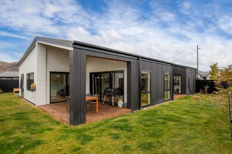 Photo of property in 4 Smitham Drive, Cromwell, 9310