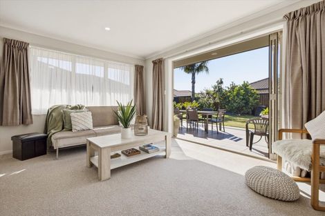 Photo of property in 619 Gloucester Road, Papamoa Beach, Papamoa, 3118