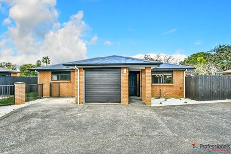 Photo of property in 15 Alderson Lane, Favona, Auckland, 2024