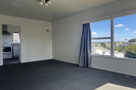 Photo of property in 1/6 Hart Road, Hauraki, Auckland, 0622