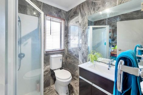 Photo of property in 7 Bibury Avenue, Henderson, Auckland, 0612