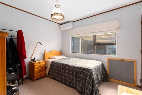 Photo of property in 64 Fyvie Avenue, Tawa, Wellington, 5028