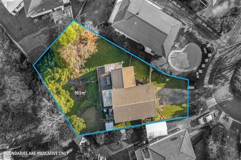 Photo of property in 17 Rhonda Place, Opaheke, Papakura, 2113