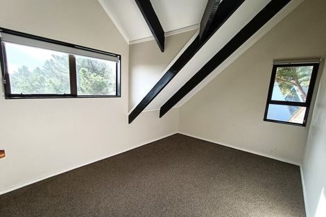 Photo of property in 20 Kerkwall Drive, Naenae, Lower Hutt, 5011