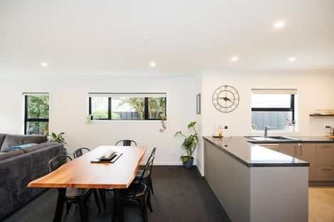 Photo of property in 24b Roberts Line, Kelvin Grove, Palmerston North, 4414