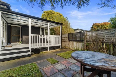 Photo of property in 12 Campbell Street, Leamington, Cambridge, 3432