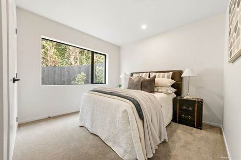 Photo of property in 10 Copperfield Terrace, Mellons Bay, Auckland, 2014