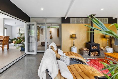 Photo of property in 30 Wiroa Road, Kerikeri, 0293