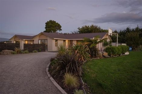 Photo of property in 22 Snodgrass Road, Westport, 7892