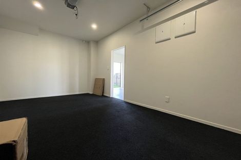 Photo of property in 2 Te Kaapia Road, Papakura, 2110