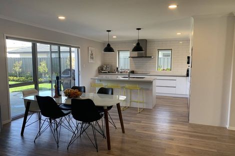 Photo of property in 4 Aparima Place, Awatoto, Napier, 4110