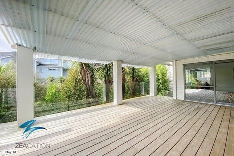 Photo of property in 106 Admirals Court Drive, Greenhithe, Auckland, 0632