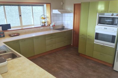 Photo of property in 33 Lookaway Place, Huntsbury, Christchurch, 8022