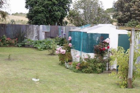 Photo of property in 38 Polson Street, Castlecliff, Whanganui, 4501