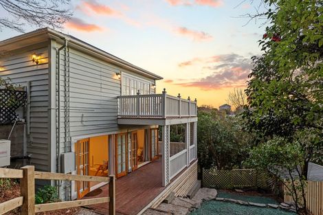 Photo of property in 77 Valley Road, Cashmere, Christchurch, 8022