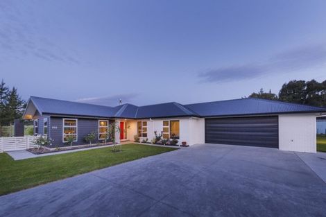 Photo of property in 733 Stoney Creek Road, Bunnythorpe, Palmerston North, 4470