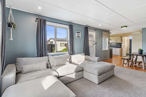 Photo of property in 67 Bower Avenue, New Brighton, Christchurch, 8083