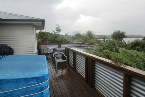 Photo of property in 42 Koe Street, Moana, 7872