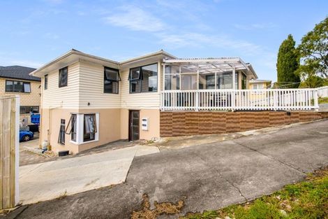 Photo of property in 18 Jamaica Place, Blockhouse Bay, Auckland, 0600