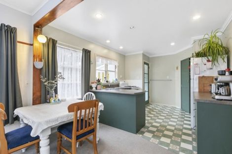 Photo of property in 21 Gardiner Grove, Wainuiomata, Lower Hutt, 5014