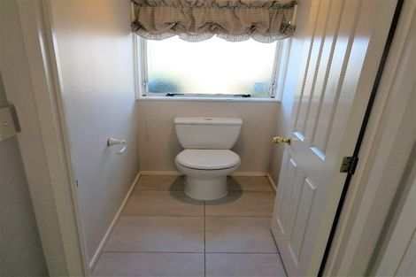 Photo of property in 1/39 Tarnica Road, Northpark, Auckland, 2013