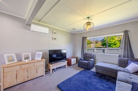 Photo of property in 3 Great North Road, Waipawa, 4210