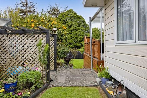 Photo of property in 12 Frank Frethey Place, Highlands Park, New Plymouth, 4312