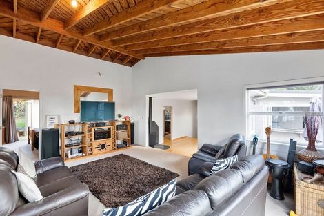 Photo of property in 36 Cedar Terrace, Stanmore Bay, Whangaparaoa, 0932