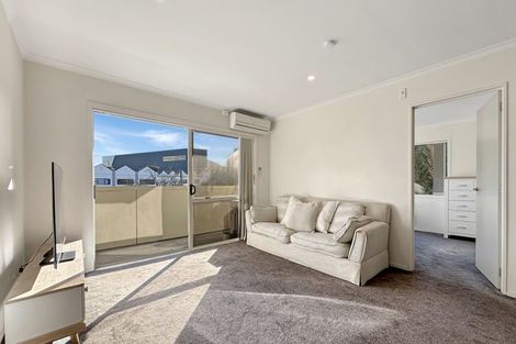Photo of property in 2d/47 Stanhope Road, Mount Wellington, Auckland, 1051