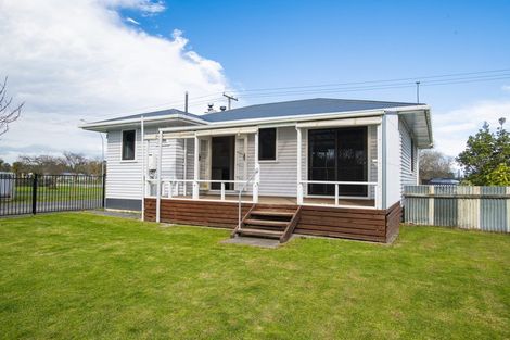 Photo of property in 37 Main Road, Makaraka, Gisborne, 4010