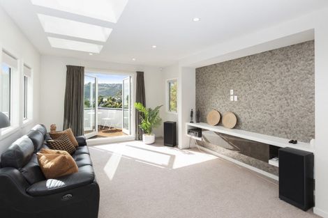 Photo of property in 2 Challenger Lane, Redcliffs, Christchurch, 8081