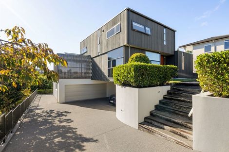 Photo of property in 142 Lake Crescent, Hamilton Lake, Hamilton, 3204