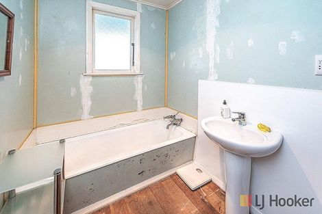 Photo of property in 69 Alma Road, Gonville, Whanganui, 4501