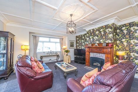 Photo of property in 33 Grey Street, College Estate, Whanganui, 4500