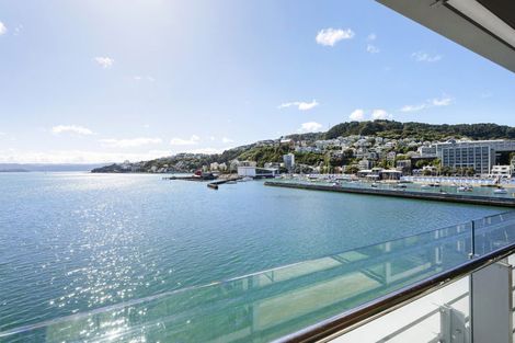Photo of property in Clyde Quay Wharf, 2a/6 Clyde Quay Wharf, Te Aro, Wellington, 6011
