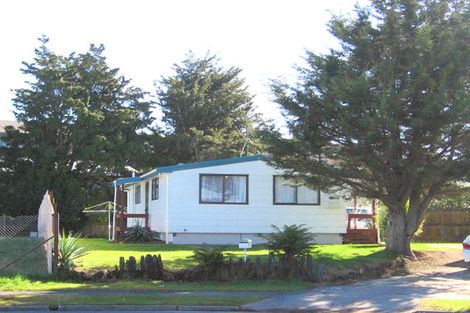 Photo of property in 25 Aileen Place, Nawton, Hamilton, 3200