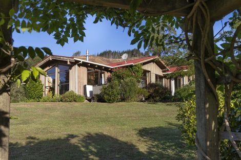 Photo of property in 504 Riwaka-sandy Bay Road, Kaiteriteri, Motueka, 7197