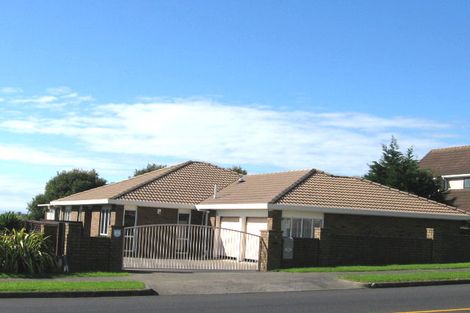 Photo of property in 196 Whitford Road, Shamrock Park, Auckland, 2016