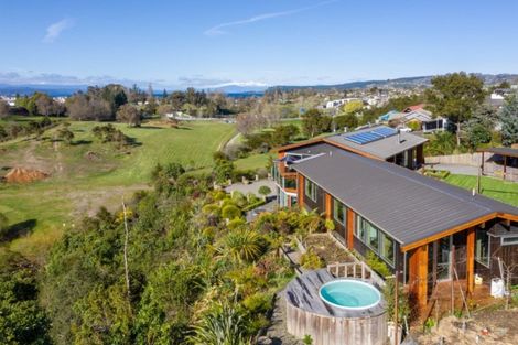 Photo of property in 6 Rhodes Fall, Rangatira Park, Taupo, 3330