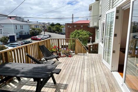 Photo of property in 3 Manley Terrace, Newtown, Wellington, 6021