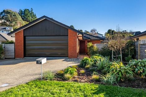 Photo of property in 30 Martingale Drive, Whitby, Porirua, 5024