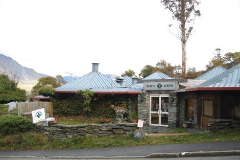 Photo of property in 258 Fernhill Road, Sunshine Bay, Queenstown, 9300
