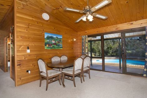 Photo of property in 345 Aokautere Drive, Aokautere, Palmerston North, 4471