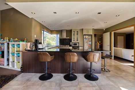 Photo of property in 17 Fernloche Place, Flat Bush, Auckland, 2016