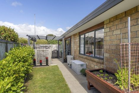 Photo of property in 75 Michael Road, Paraparaumu Beach, Paraparaumu, 5032