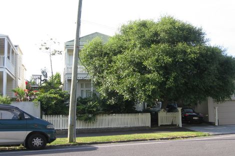 Photo of property in 4 Argyle Street, Herne Bay, Auckland, 1011