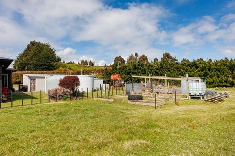 Photo of property in 17 Raumai Road, Bulls, 4894